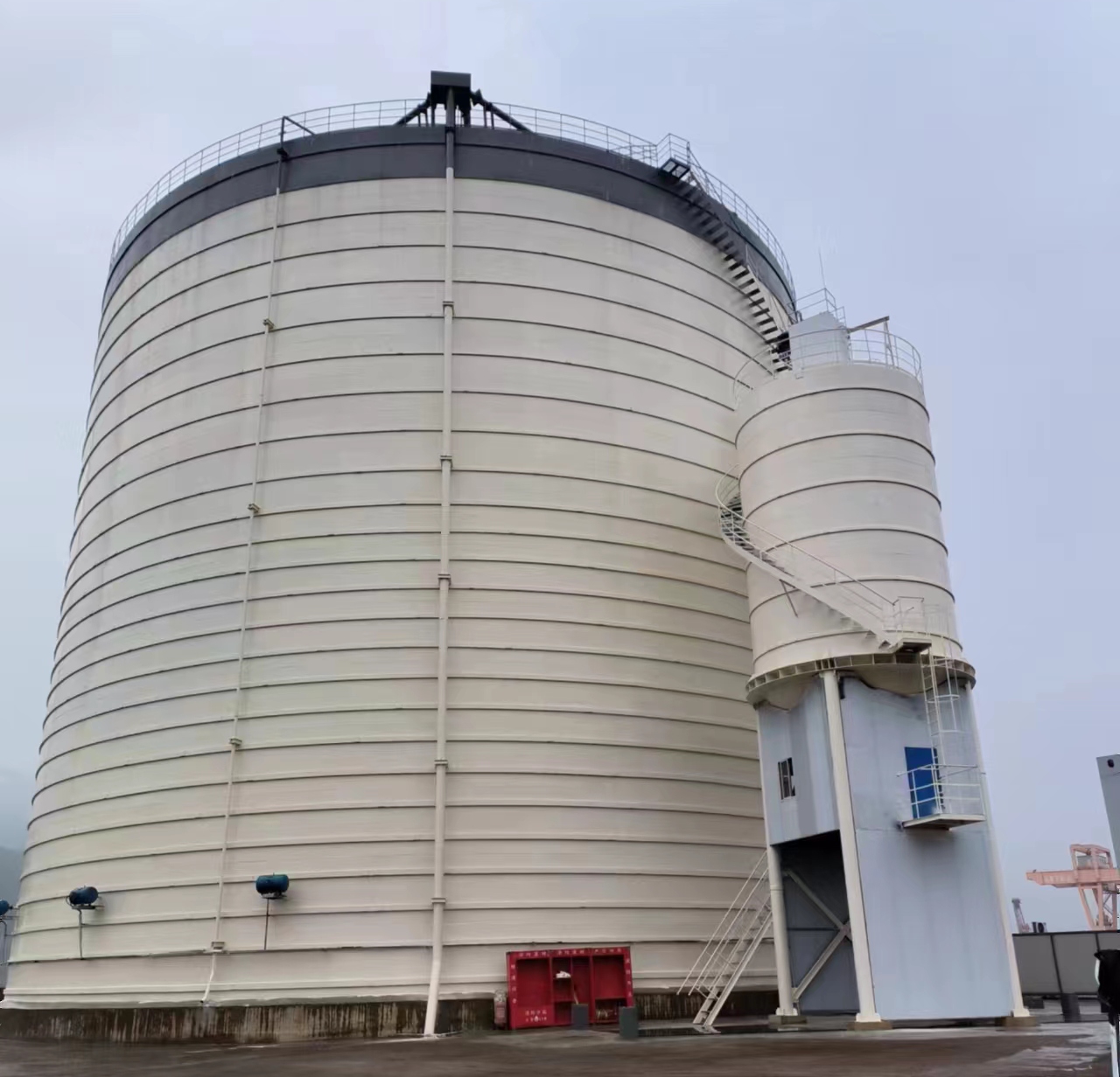 桐梓10万吨水泥钢板库